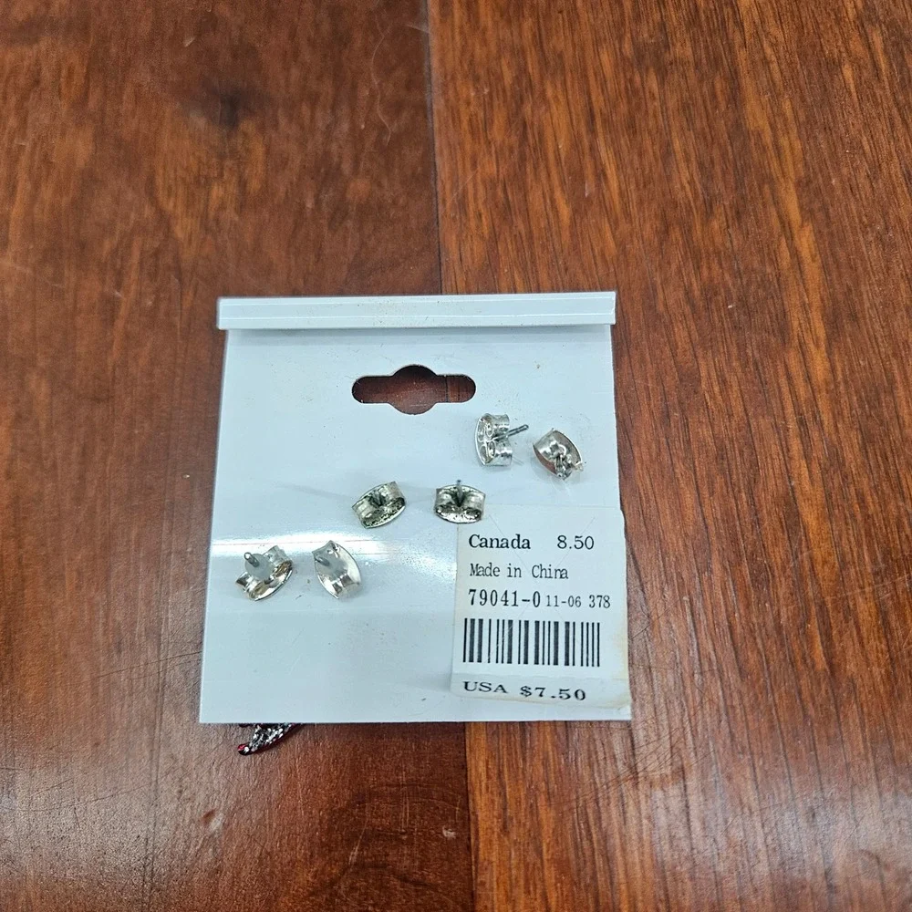 Claire's Holiday Earrings Set Stud‎ Candy Cane Ice Skates Christmas Sensitive